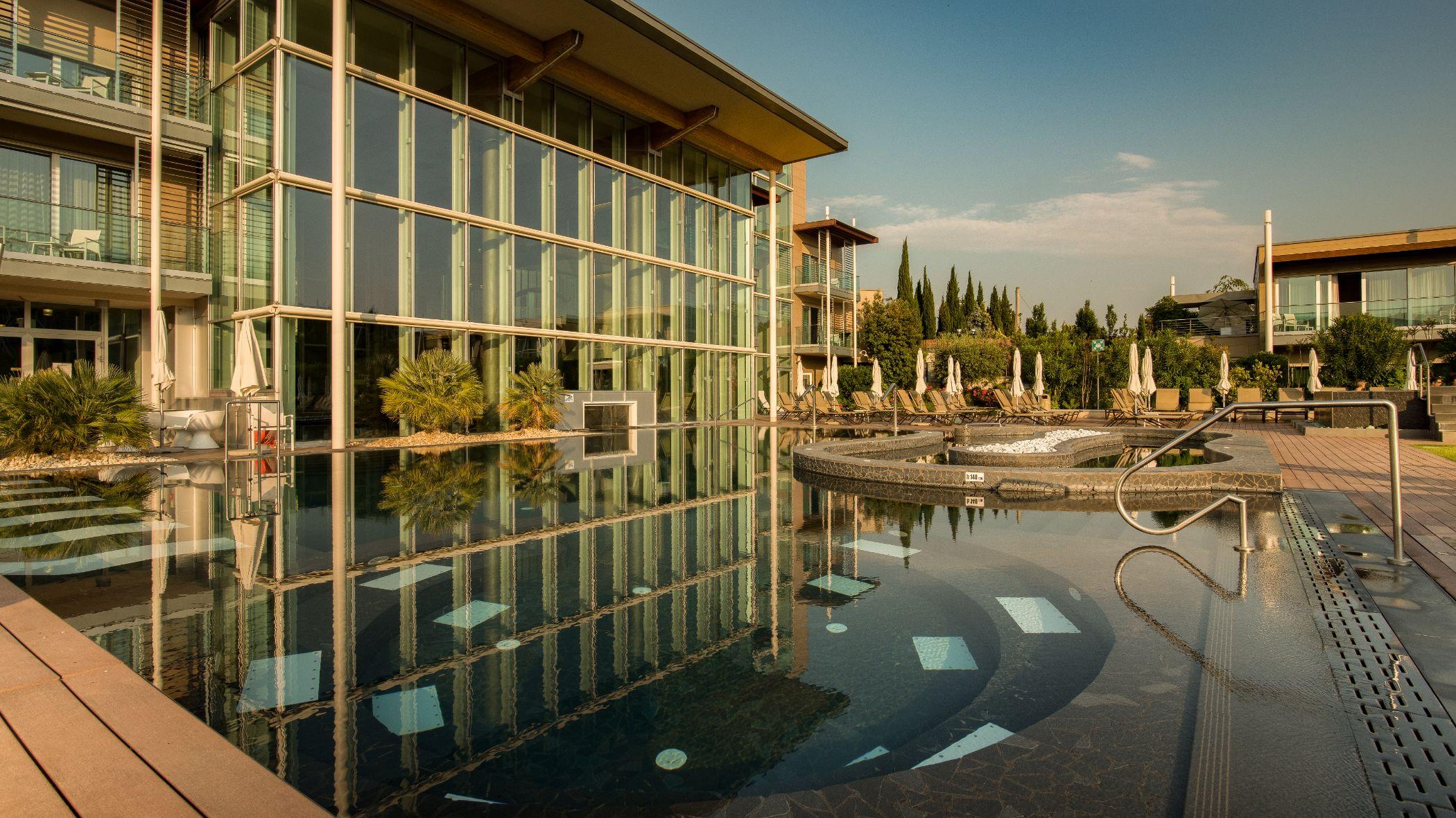 Aqualux Hotel Spa Suite & Terme Bardolino Exteriér fotografie